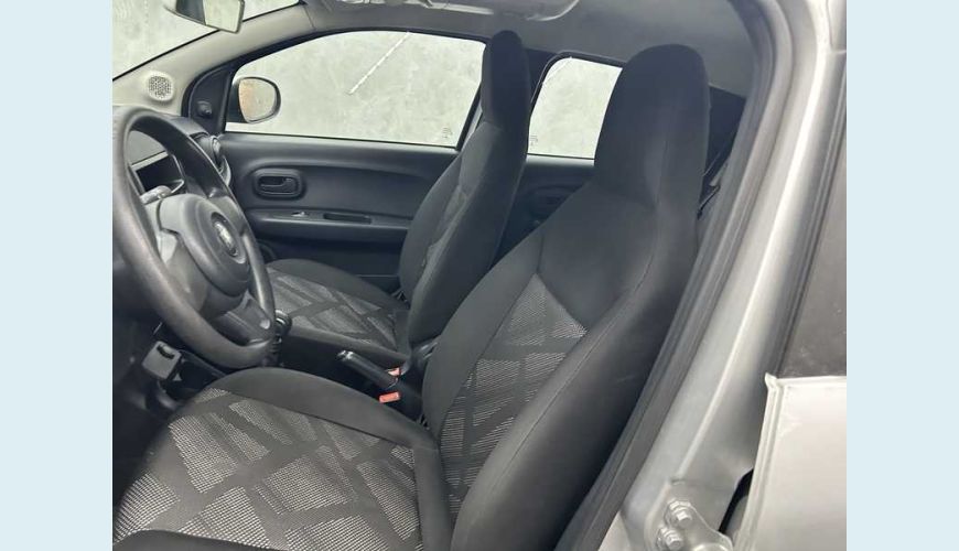 FIAT MOBI LIKE 1.0 FLEX MANUAL 4P - PRATA - 2023 Foto 10 (Grande)