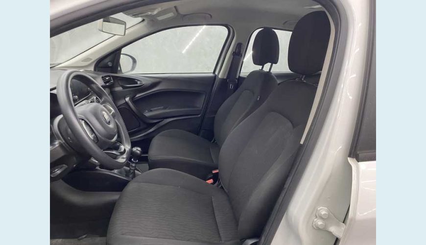 FIAT CRONOS DRIVE 1.3 FLEX MANUAL 4P - BRANCO - 2022 Foto 10 (Grande)