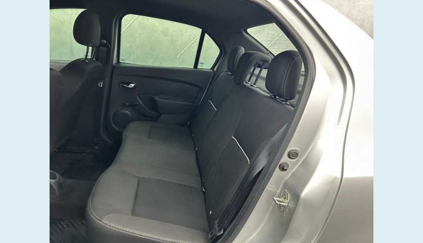 RENAULT LOGAN ZEN 1.0 12V FLEX MANUAL 4P - PRATA - 2020 Foto 10 (Grande)