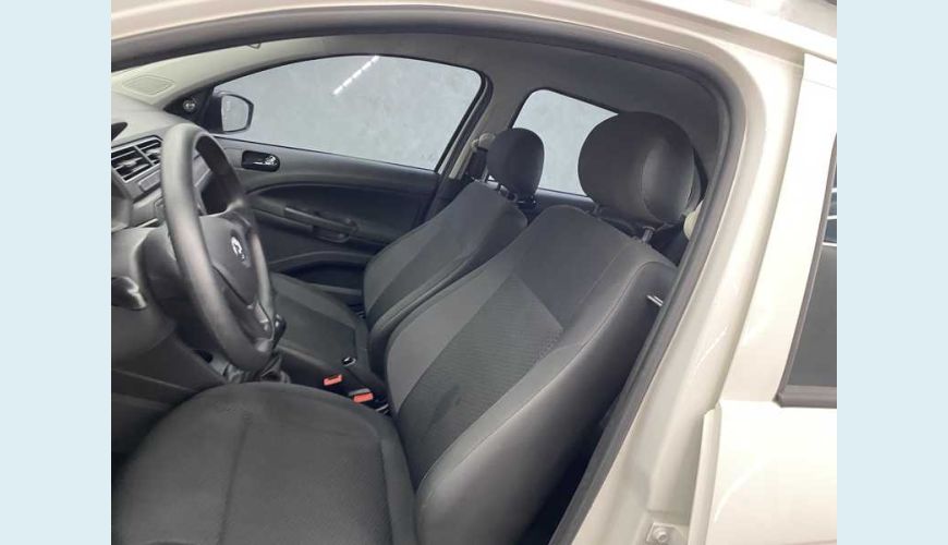 VOLKSWAGEN VOYAGE 1.0 MPI FLEX MANUAL 4P - BRANCO - 2023 Foto 10 (Grande)