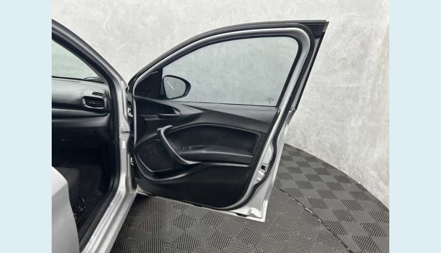 FIAT ARGO 1.0 FLEX MANUAL 4P - PRATA - 2022 Foto 10 (Grande)