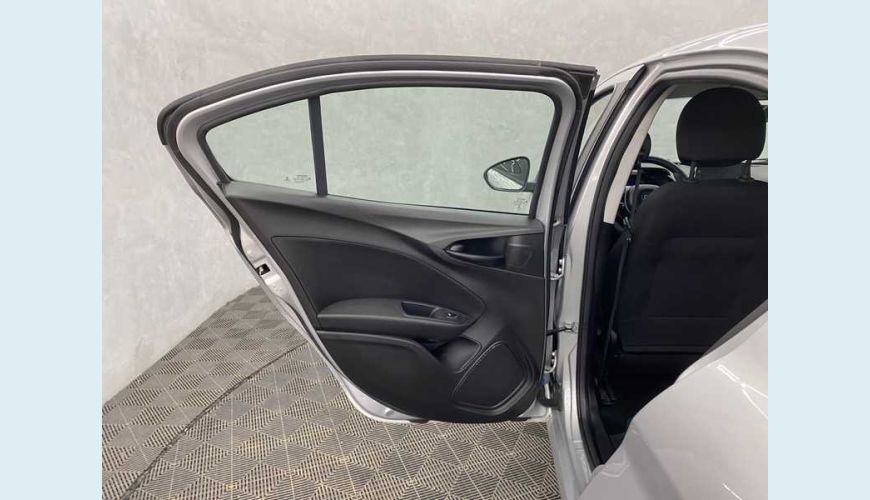 FIAT CRONOS DRIVE 1.3 FLEX MANUAL 4P - PRATA - 2022 Foto 10 (Grande)