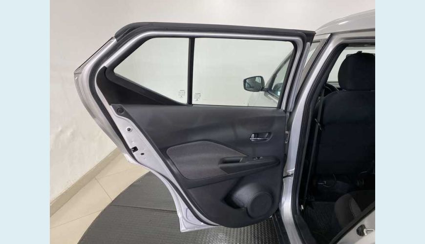 NISSAN KICKS SV 1.6 FLEX AUT. 4P - PRATA - 2020 Foto 10 (Grande)