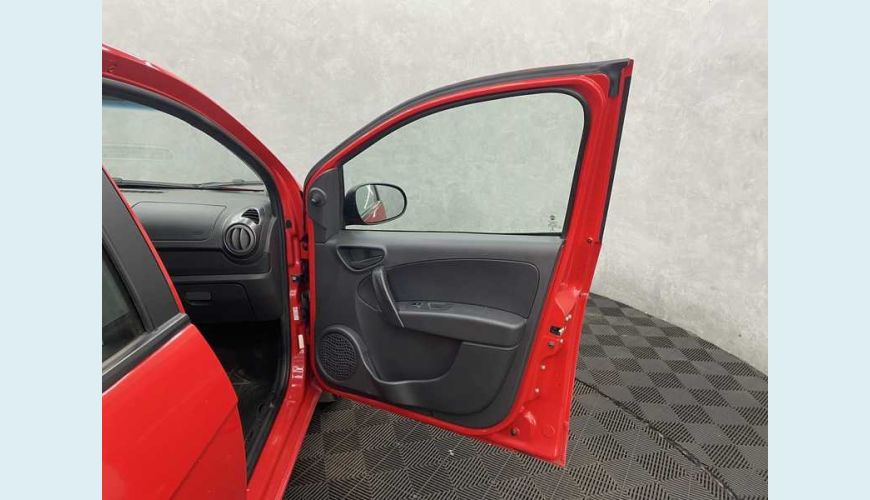 FIAT GRAND SIENA 1.4 FLEX MANUAL 4P - VERMELHO - 2021 Foto 10 (Grande)