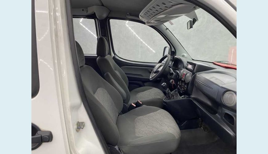 FIAT DOBLO ESSENCE 1.8 16V FLEX - BRANCO - 2020 Foto 10 (Grande)