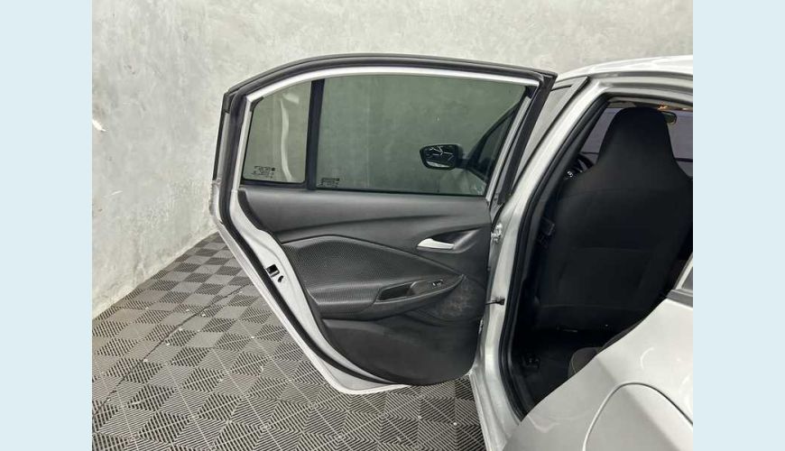 CHEVROLET ONIX LT 1.0 TURBO FLEX - PRATA - 2021 Foto 10 (Grande)