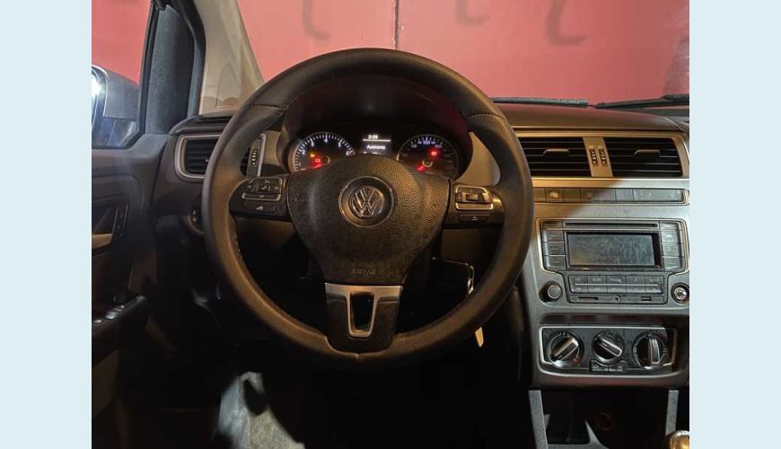 VOLKSWAGEN FOX COMFORTLINE 1.6 MSI FLEX MANUAL 4P - PRATA - 2015 Foto 10 (Grande)