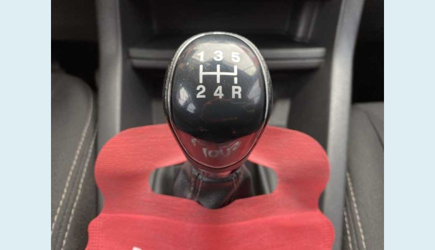 FORD FORD KA SE 1.0 FLEX MANUAL 4P - PRATA - 2017 Foto 10 (Grande)