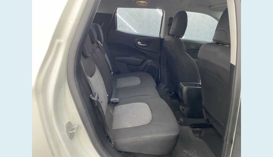 FIAT TORO ENDURANCE 1.8 FLEX AUT. 4P - BRANCO - 2022 Foto 10 (Grande)