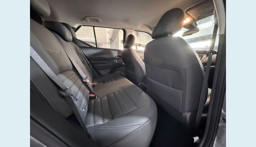 NISSAN KICKS PLAY FLEX AUT. 4P - CINZA - 2025 Foto 10 (Grande)