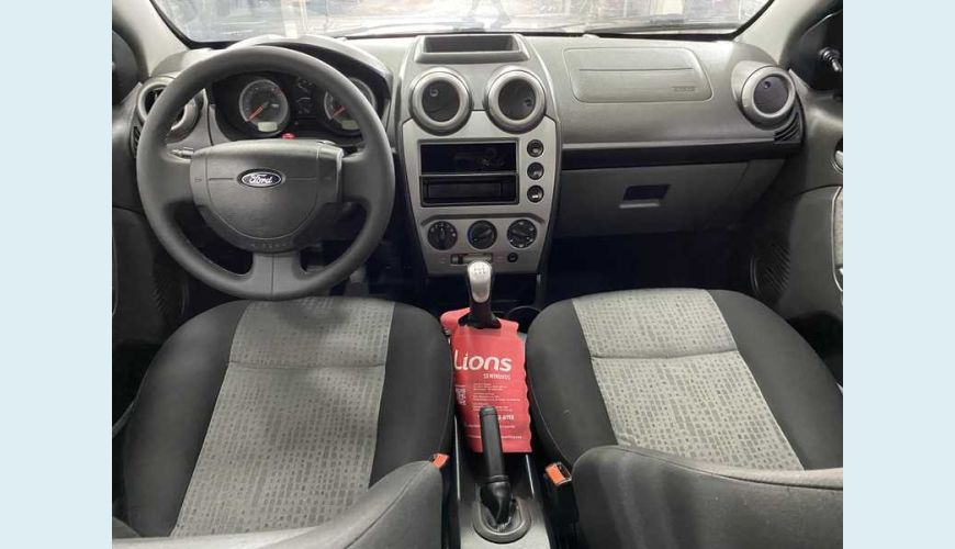 FORD FIESTA SE 1.6 ROCAM FLEX MANUAL 4P - PRETO - 2014 Foto 10 (Grande)
