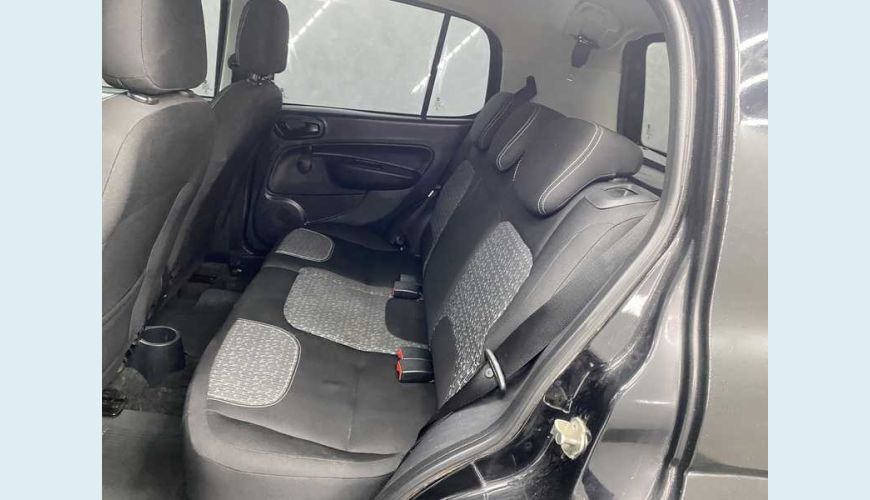 FIAT UNO ATTRACTION 1.0 FLEX MANUAL 4P - PRETO - 2021 Foto 10 (Grande)