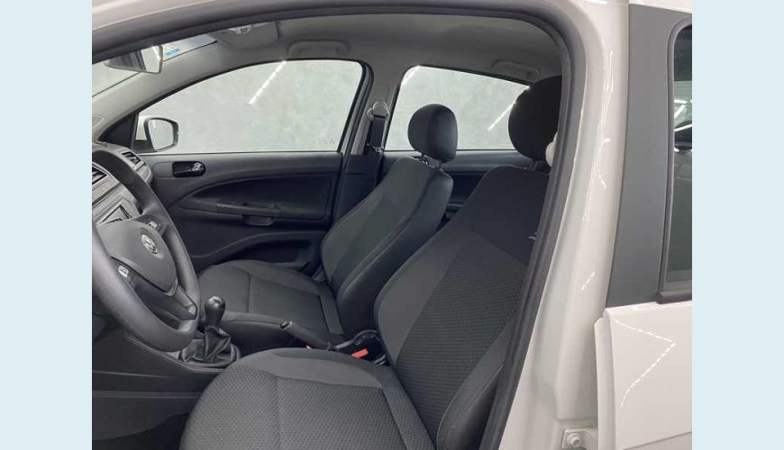 VOLKSWAGEN VOYAGE 1.6 FLEX MANUAL 4P - BRANCO - 2022 Foto 10 (Grande)