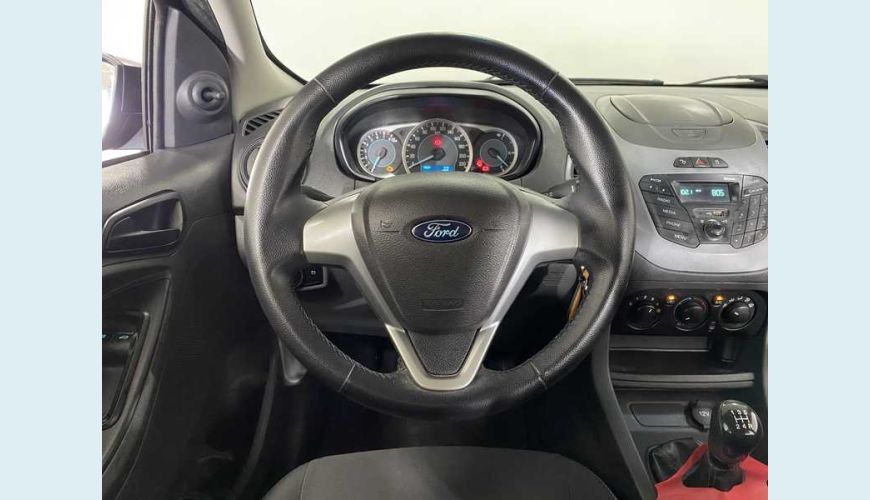 FORD KA SE PLUS 1.5 16V FLEX MANUAL 4P - PRETO - 2015 Foto 10 (Grande)