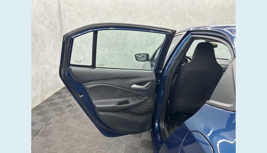 CHEVROLET ONIX LT 1.0 TURBO FLEX MANUAL 4P - AZUL - 2024 Foto 10 (Grande)
