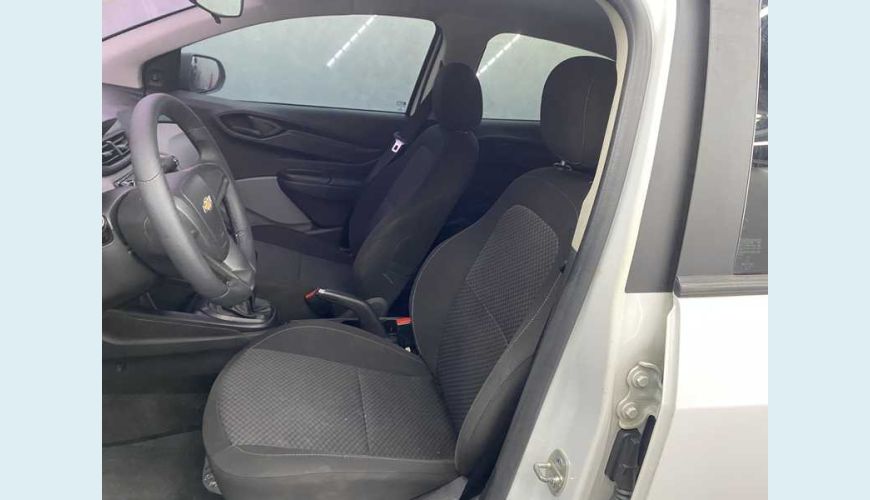 CHEVROLET ONIX JOY SPE 1.0 FLEX MANUAL 4P - BRANCO - 2019 Foto 10 (Grande)