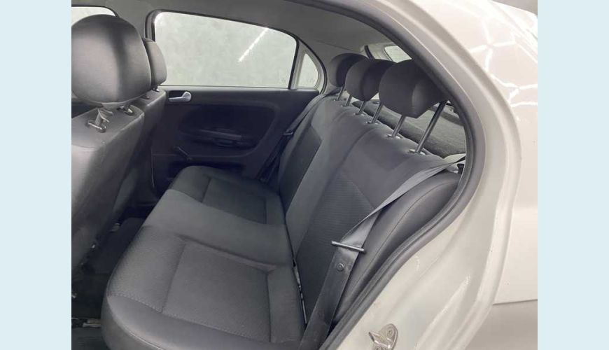 VOLKSWAGEN GOL 1.0 12V FLEX MANUAL 4P - BRANCO - 2019 Foto 10 (Grande)