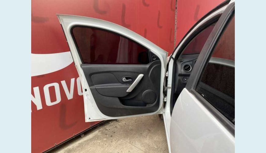 RENAULT SANDERO EXPRESSION 1.6 16V FLEX MANUAL 4P - BRANCO - 2019 Foto 10 (Grande)