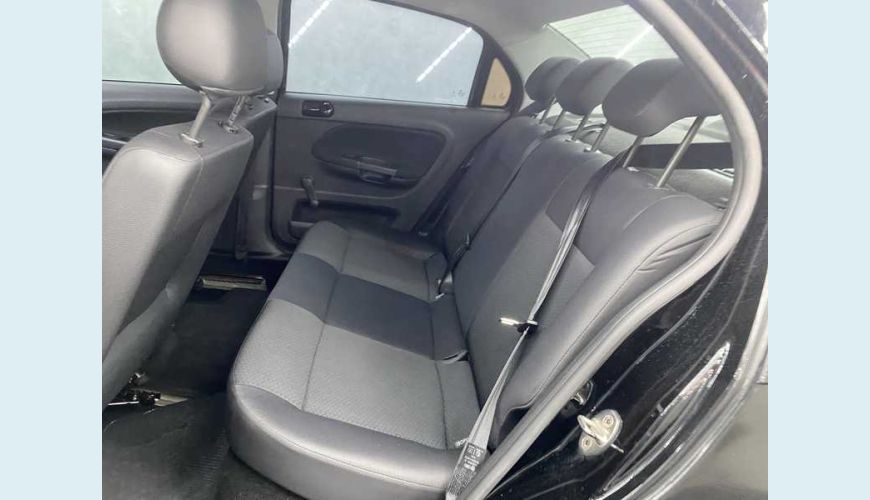 VOLKSWAGEN VOYAGE 1.6 MSI 8V FLEX MANUAL 4P - PRETO - 2021 Foto 10 (Grande)