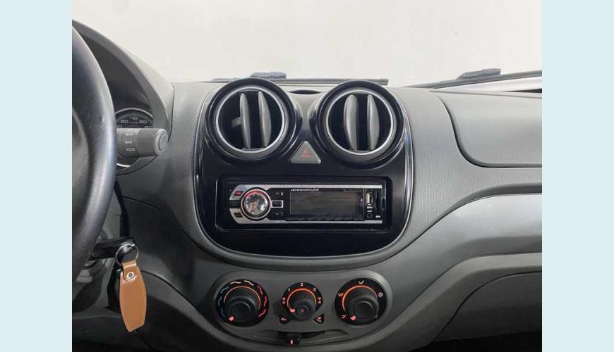 FIAT PALIO ATTRACTIVE 1.0 EVO FLEX MANUAL 4P - PRATA - 2013 Foto 10 (Grande)
