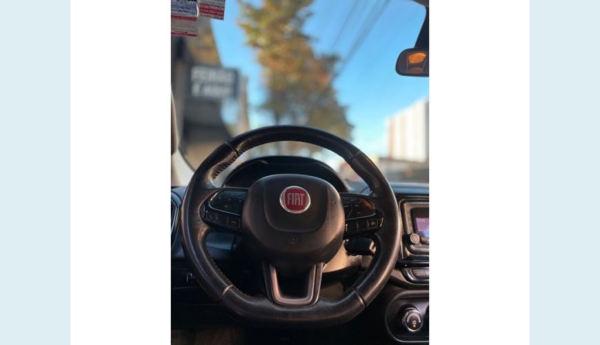 FIAT TORO FLEX AUT. 4P - PRATA - 2018 Foto 10 (Grande)
