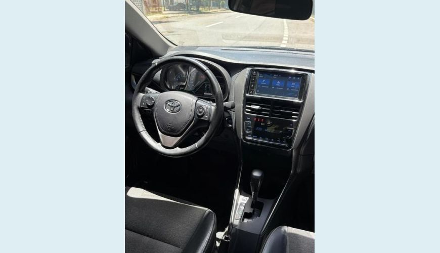 TOYOTA YARIS SA XS 1.5 FLEX AUT. 4P - BRANCO - 2024 Foto 10 (Grande)