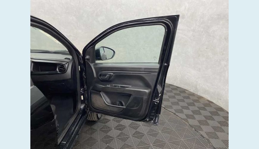 FIAT FIAT STRADA ENDURANCE 1.4 CD FLEX MANUAL 4P - PRETO - 2022 Foto 10 (Grande)