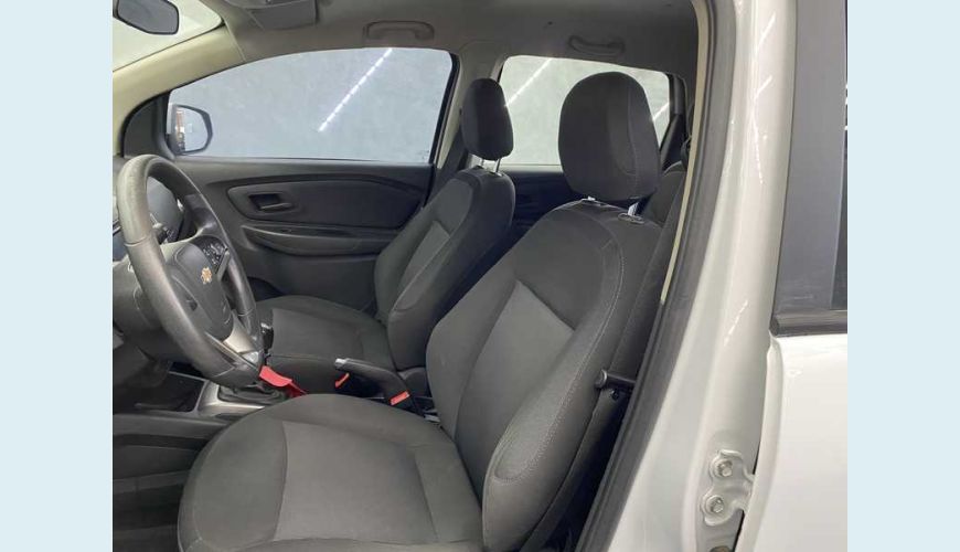 CHEVROLET CHEVROLET SPIN LT 1.8 FLEX MANUAL 4P - BRANCO - 2020 Foto 10 (Grande)