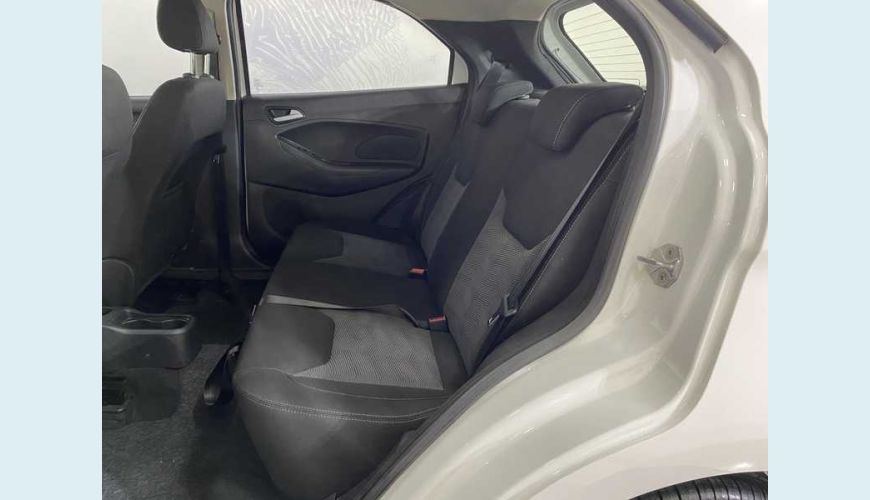 FORD KA SE PLUS 1.5 16V FLEX MANUAL 4P - BRANCO - 2015 Foto 10 (Grande)