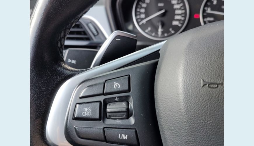 BMW X1 FLEX AUT. 4P - PRETO - 2018 Foto 10 (Grande)