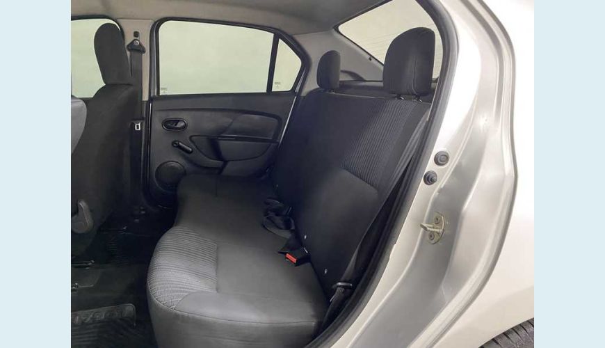 RENAULT LOGAN AUTHENTIQUE 1.0 12V FLEX MANUAL 4P - PRATA - 2020 Foto 10 (Grande)