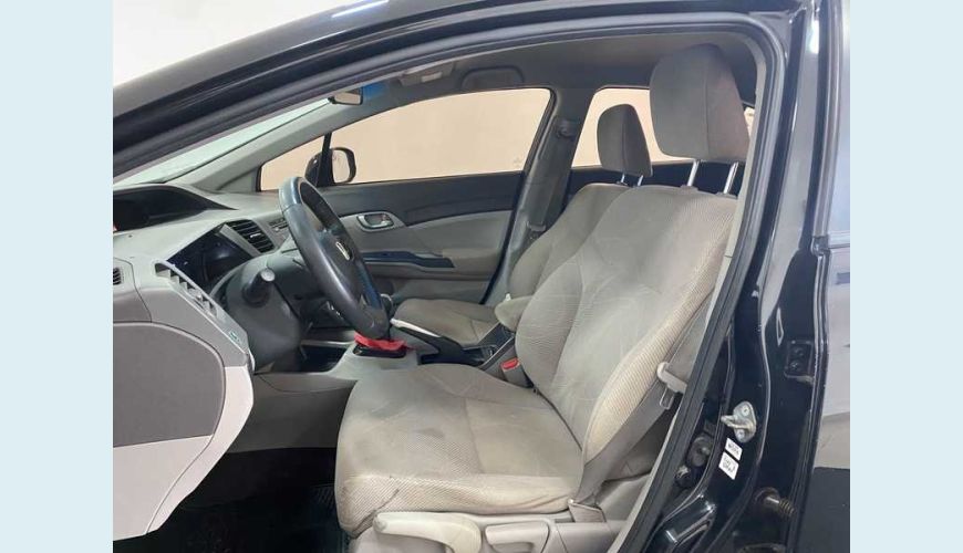 HONDA CIVIC LXS 1.8 16V I-VTEC FLEX MANUAL 4P - PRETO - 2014 Foto 10 (Grande)