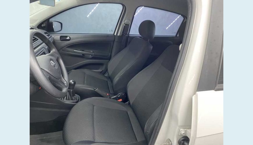 VOLKSWAGEN GOL 1.0 12V FLEX MANUAL 4P - BRANCO - 2022 Foto 10 (Grande)