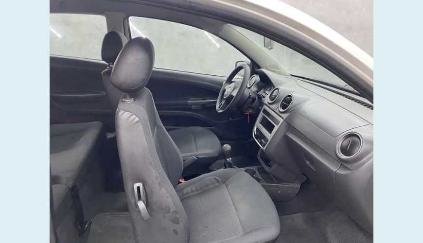 VOLKSWAGEN GOL TEC CITY 1.0 FLEX MANUAL 2P - BRANCO - 2015 Foto 10 (Grande)