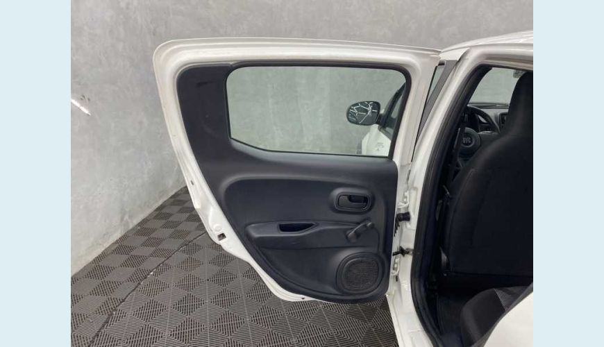 FIAT MOBI LIKE 1.0 FLEX MANUAL 4P - BRANCO - 2022 Foto 10 (Grande)