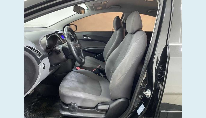 HYUNDAI HB 20 PREMIUM 1.6 FLEX AUT. 4P - PRETO - 2015 Foto 10 (Grande)