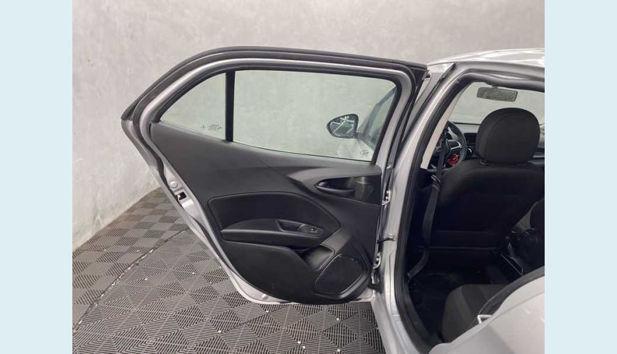 FIAT CRONOS DRIVE 1.0 FLEX MANUAL 4P - BRANCO - 2023 Foto 10 (Grande)