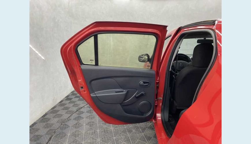 RENAULT LOGAN AUTHENTIQUE 1.0 12V FLEX MANUAL 4P - VERMELHO - 2018 Foto 10 (Grande)