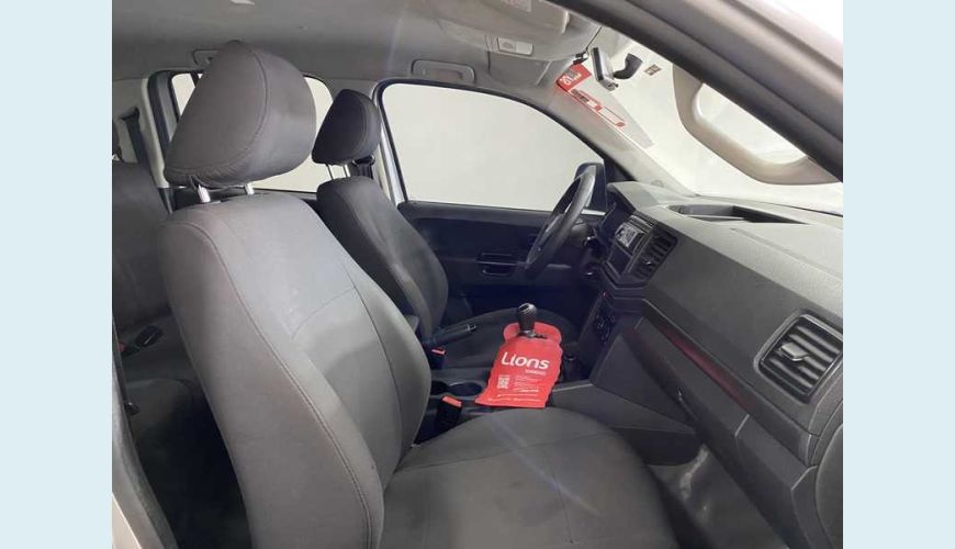 VOLKSWAGEN AMAROK SE 2.0 TDI DIESEL MANUAL 4P - PRATA - 2019 Foto 10 (Grande)