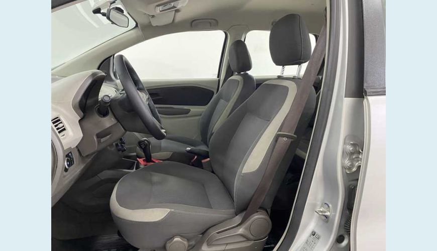 CHEVROLET SPIN LT 1.8 FLEX MANUAL 4P - PRATA - 2015 Foto 10 (Grande)