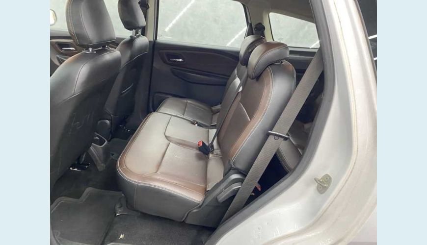 CHEVROLET SPIN PREMIER 7S 1.8 FLEX AUT. 4P - BRANCO - 2022 Foto 10 (Grande)