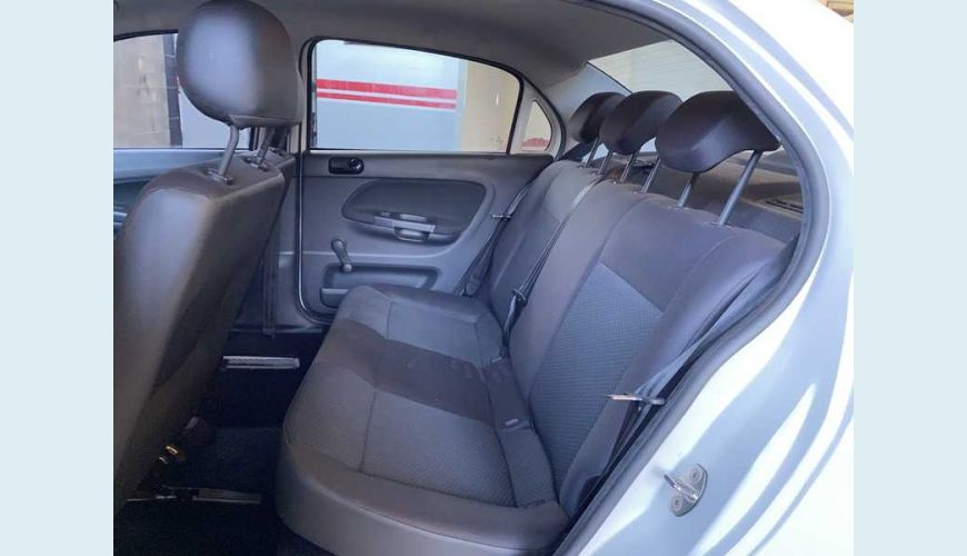 VOLKSWAGEN VOYAGE 1.0 MPI FLEX MANUAL 4P - BRANCO - 2021 Foto 10 (Grande)