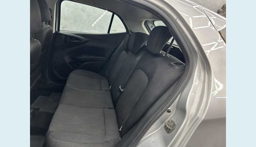 FIAT ARGO 1.0 FLEX MANUAL 4P - PRATA - 2022 Foto 10 (Grande)