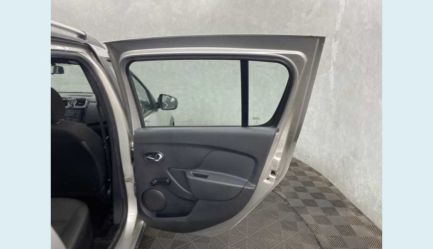 RENAULT SANDERO STEPWAY ZEN 1.6 16V SCE FLEX MANUAL 4P - PRATA - 2020 Foto 10 (Grande)