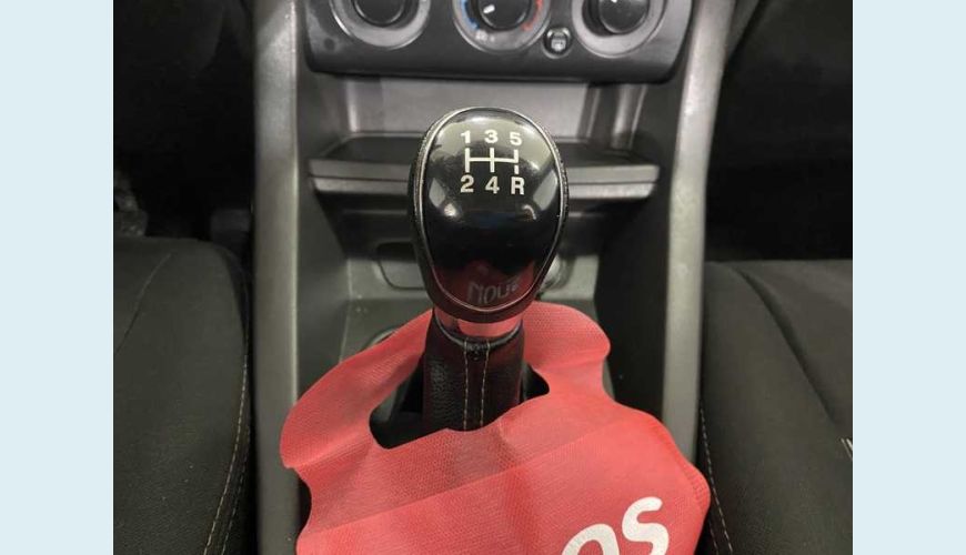 FORD KA SEDAN SE 1.5 12V FLEX MANUAL 4P - BRANCO - 2019 Foto 10 (Grande)