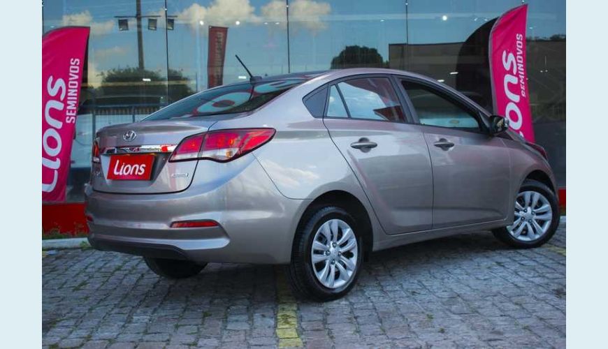 HYUNDAI HB 20S COMFORT PLUS 1.6 FLEX AUT. 4P - PRATA - 2019 Foto 10 (Grande)