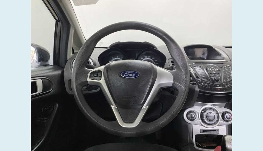 FORD FIESTA SE 1.6 16V FLEX MANUAL 4P - PRETO - 2018 Foto 10 (Grande)