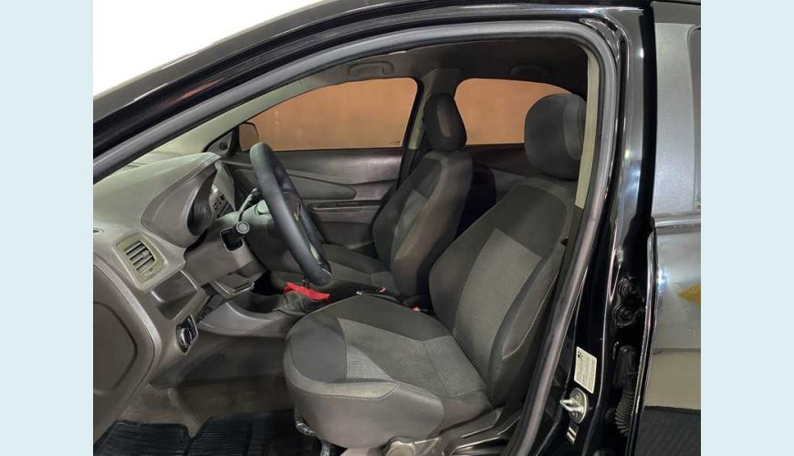 CHEVROLET COBALT LT 1.4 8V FLEX MANUAL 4P - PRETO - 2013 Foto 10 (Grande)