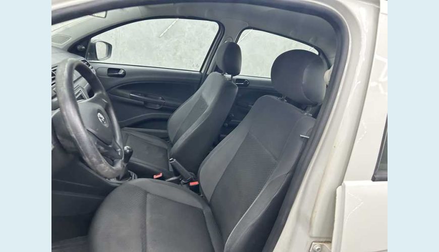 VOLKSWAGEN VOLKSWAGEN VOYAGE 1.0 MPI FLEX MANUAL 4P - BRANCO - 2023 Foto 10 (Grande)