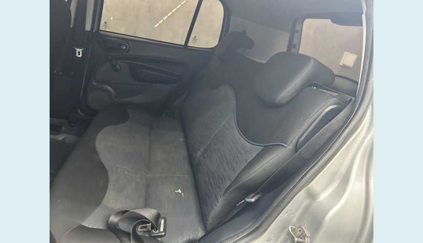 FIAT FIAT UNO ATTRACTIVE 1.0 8V FLEX MANUAL 4P - PRATA - 2020 Foto 10 (Grande)